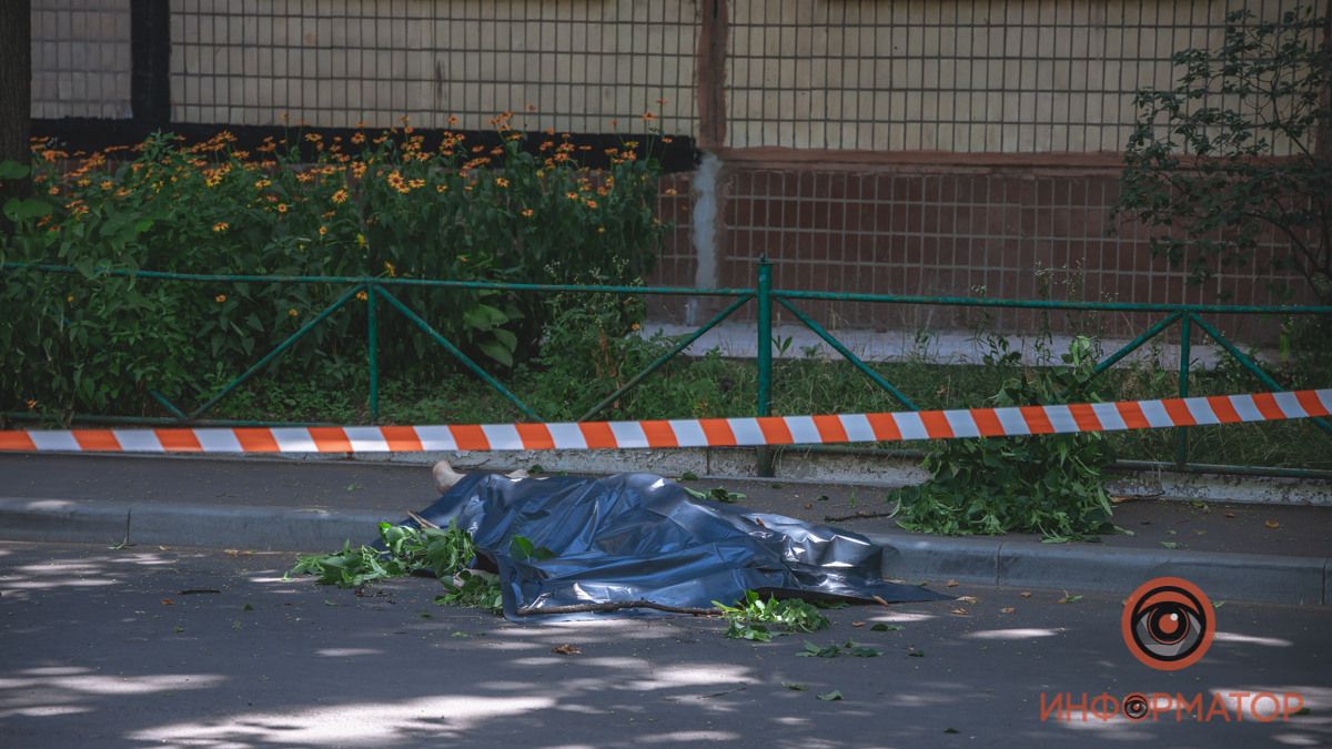 Днепрянин погиб после падения с 8-го этажа. Новости Днепра