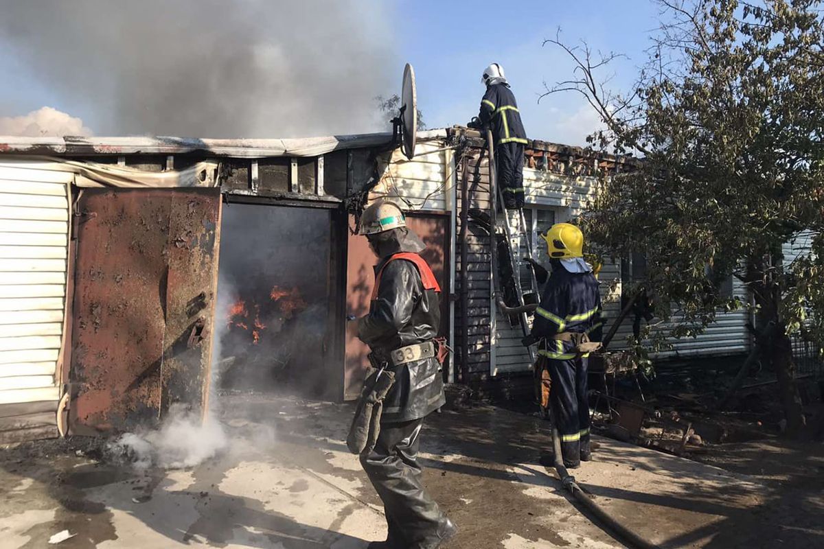 Под Днепром горел жилой дом. Новости Днепра