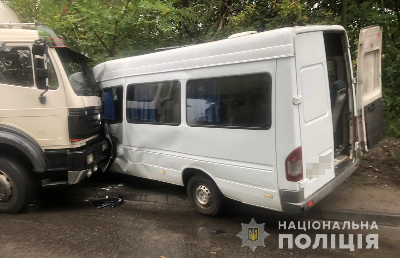 В результате аварии пострадали 7 человек. Новости Днепра