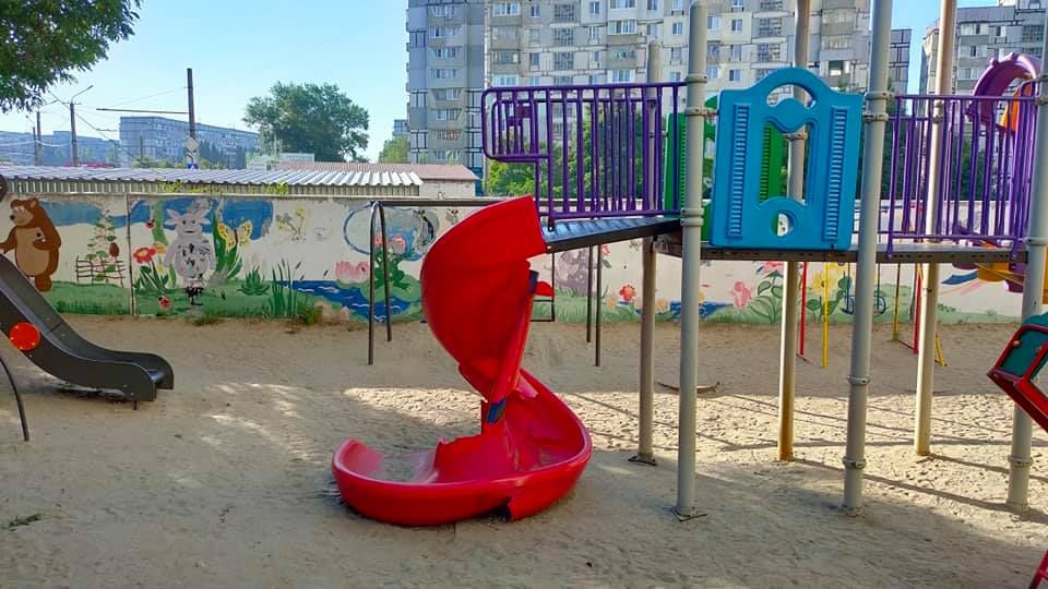 Неизвестные уничтожили очередную площадку. Новости Днепра