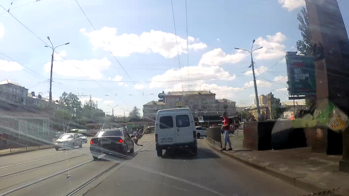 ДТП сбили Днепр