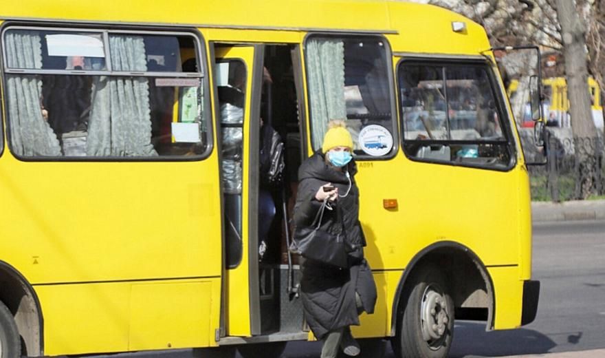 Школьники будут ездить в транспорте бесплатно. Новости Днепра