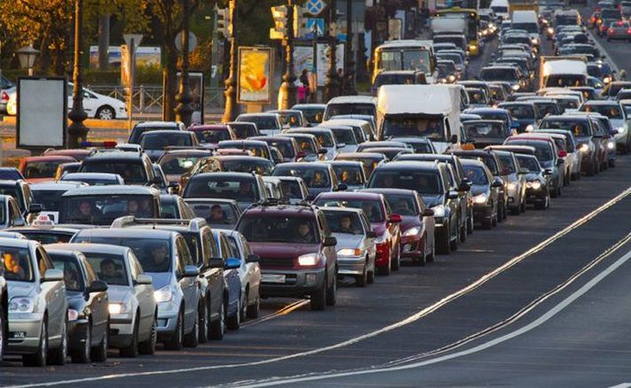 ДТП: в Днепре на Новом Мосту образовалась пробка. Новости Днепра