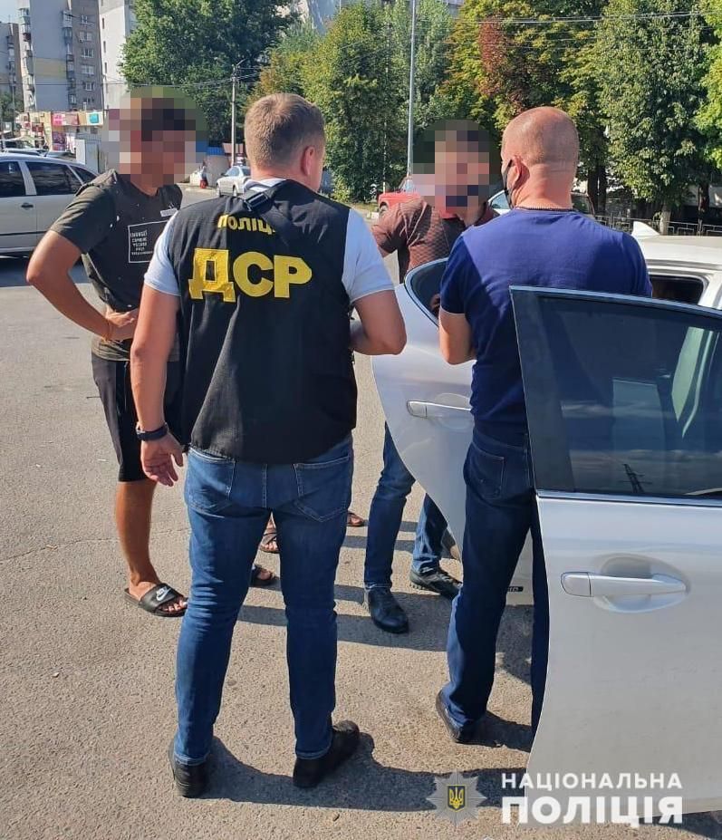 На взятке задержали двух чиновников. Новости Днепра