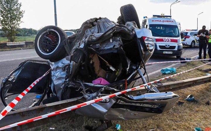 В Днепре произошло серьезное дорожно-транспортное происшествие, в результате которого погиб маленький ребенок, есть пострадавшие. Новости Днепра