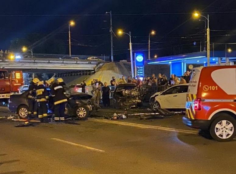 Жуткое ДТП с пострадавшими и погибшим. Новости Днепра