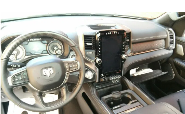 Самые дорогие машины Днепра. Новости Днепра