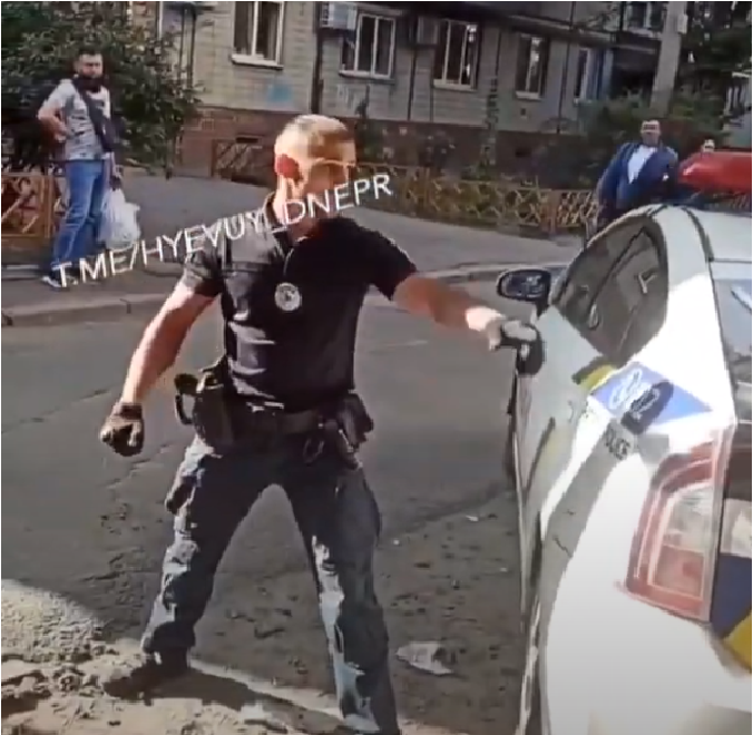 В области наркоман напал на полицейских. Новости Днепра