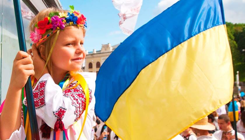 Большая часть украинцев считают себя патриотами. Новости Украины