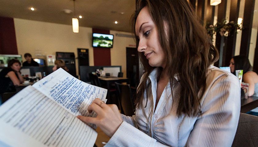 В Украине отменили жалобные книги. Новости Днепра