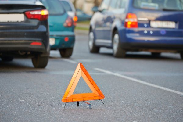 В Днепре чуть не сбили пешехода. Новости Днепра