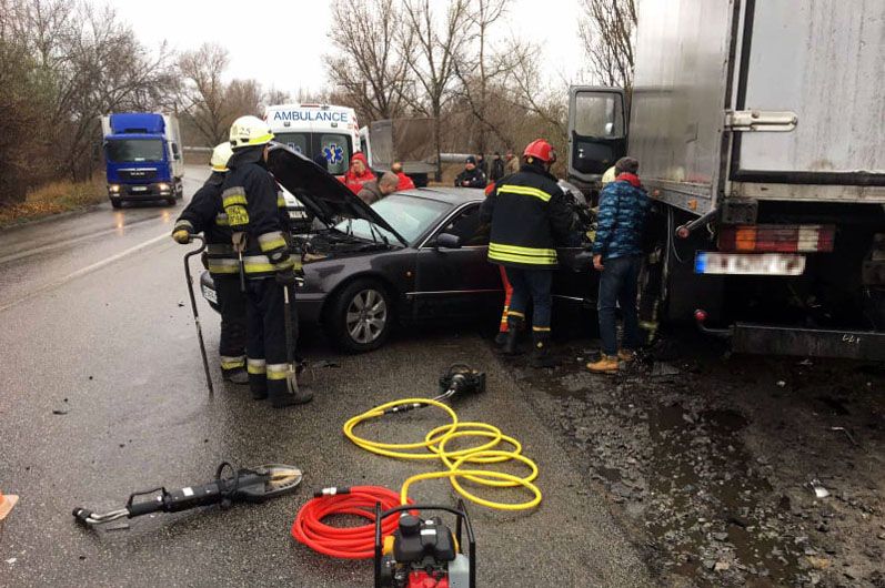 Пассажиров вырезали из авто. Новости Днепра
