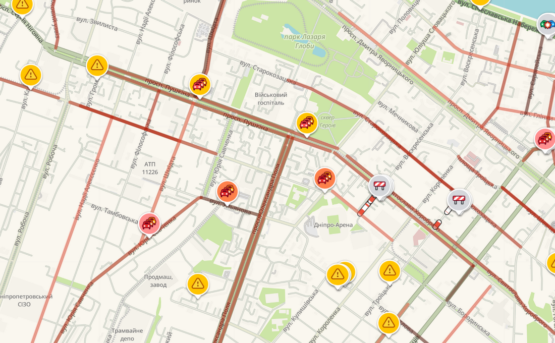 Снегопад парализовал движение. Новости Днепра