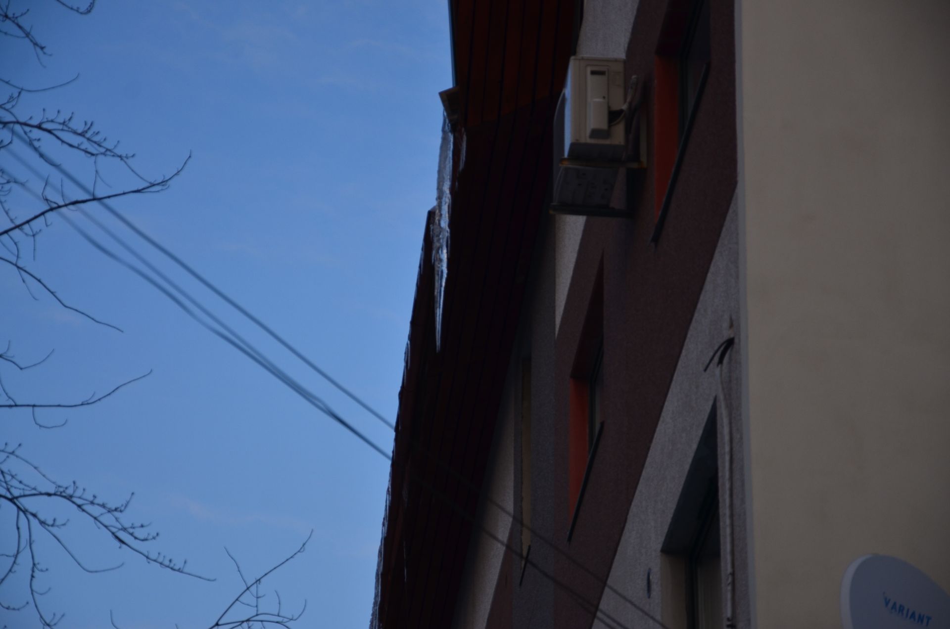 Огромные сосули. Новости Днепра