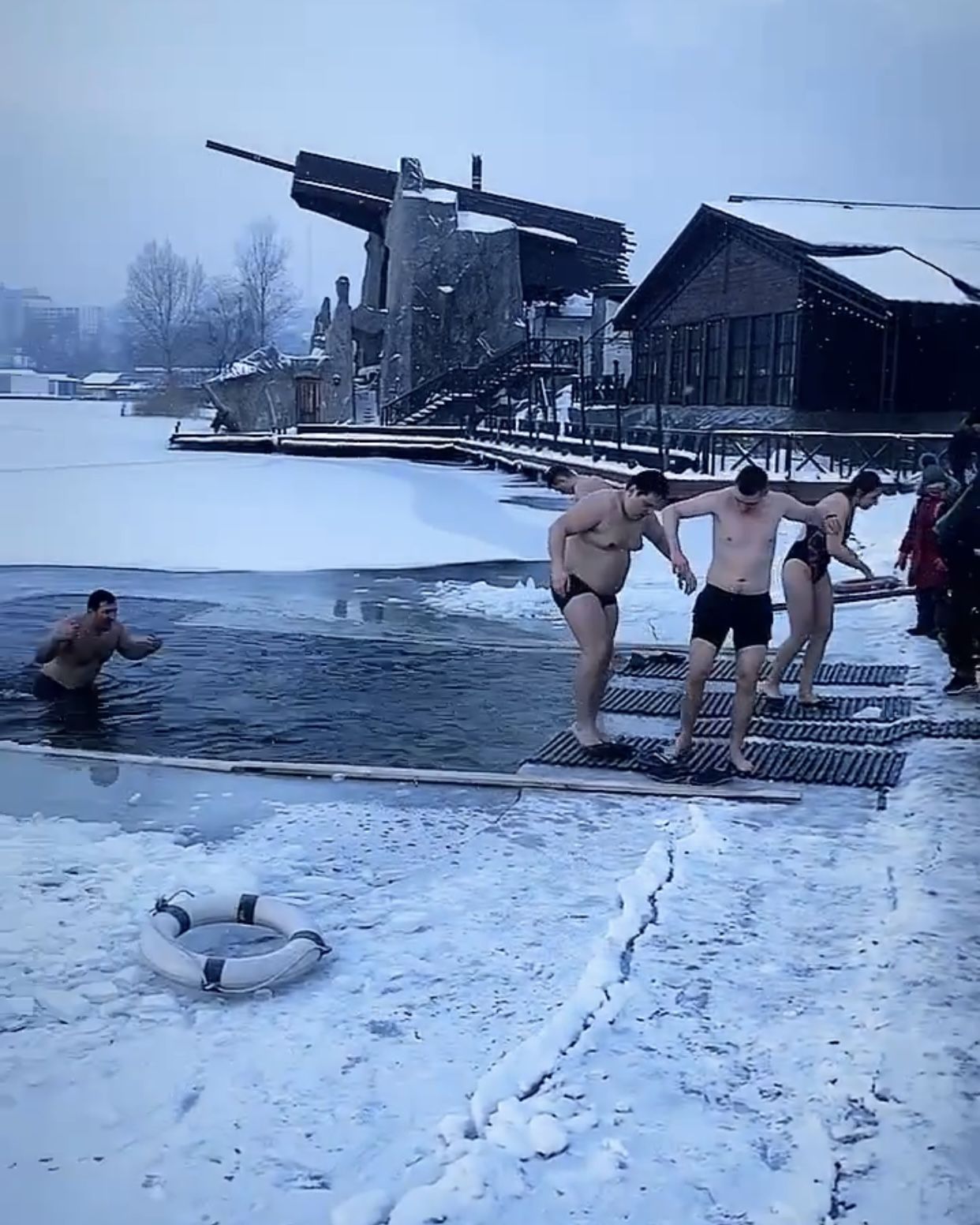 Крещенские купания. Новости Днепра