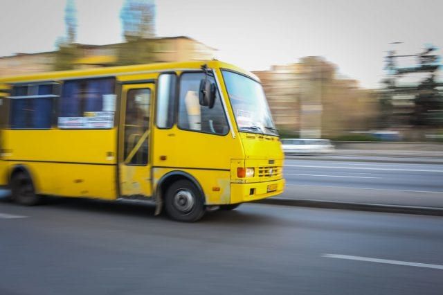 Мужчина справил малую нужду прямо в автобусе. Новости Днепра