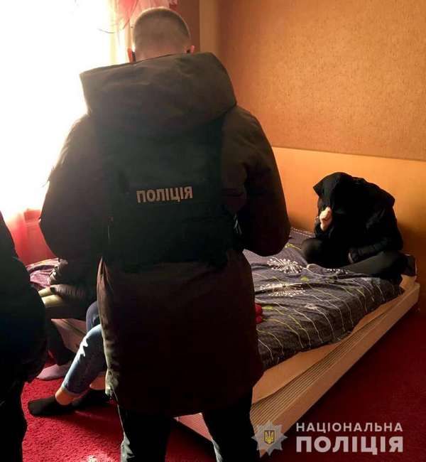 Полицейские закрыли два борделя в Днепре. Новости Днепра