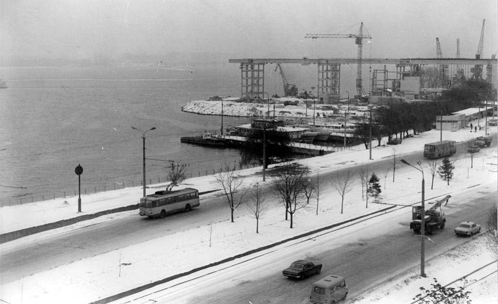 От белых колонн. Новости Днепра