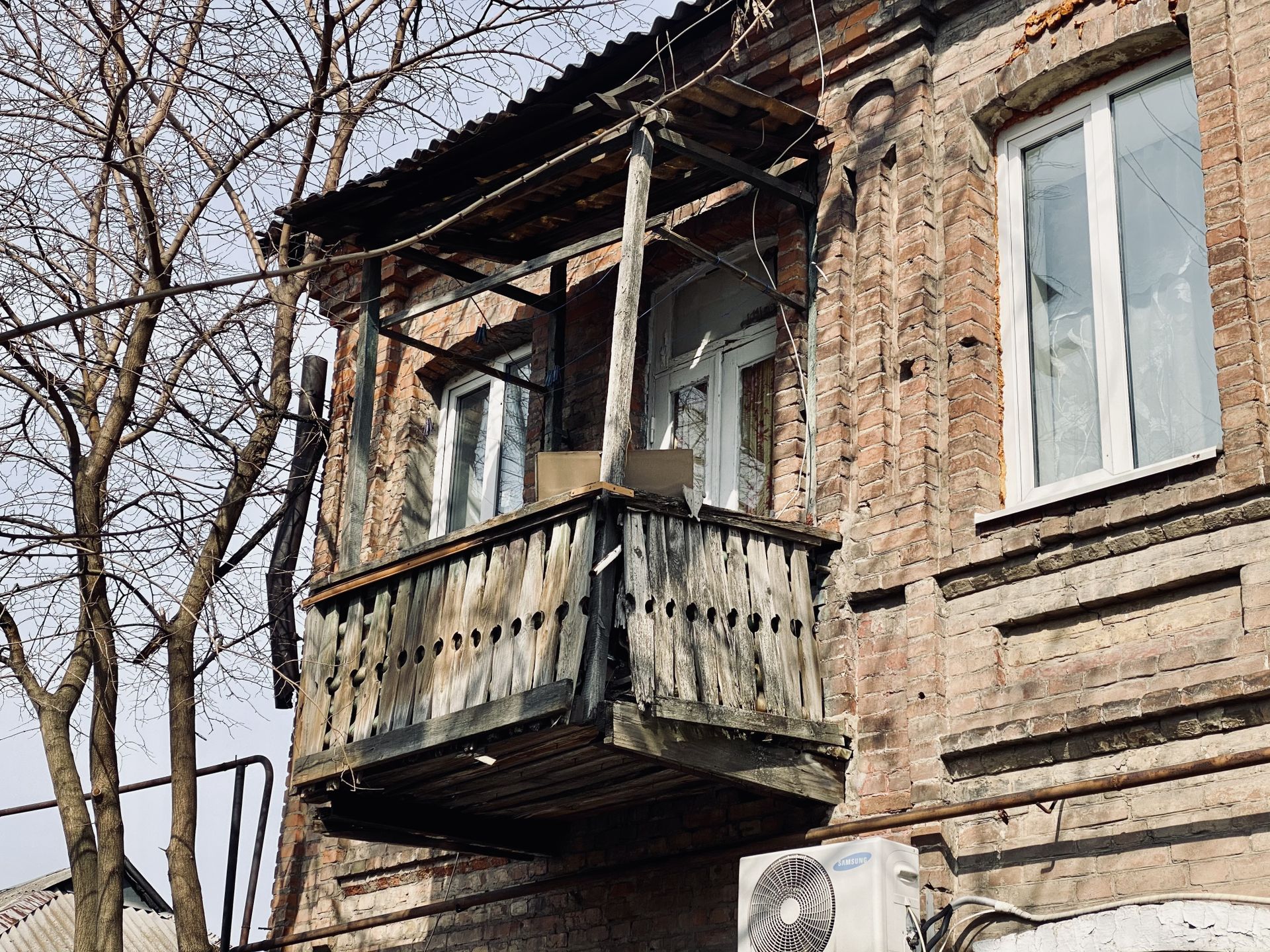 Удивительное рядом: где найти 120-летний деревянный балкон в Днепре. Новости Днепра