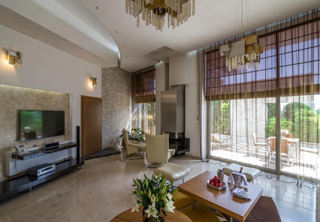 ТОП-5 самых дорогих баз отдыха Днепропетровщины. Новости Днепра