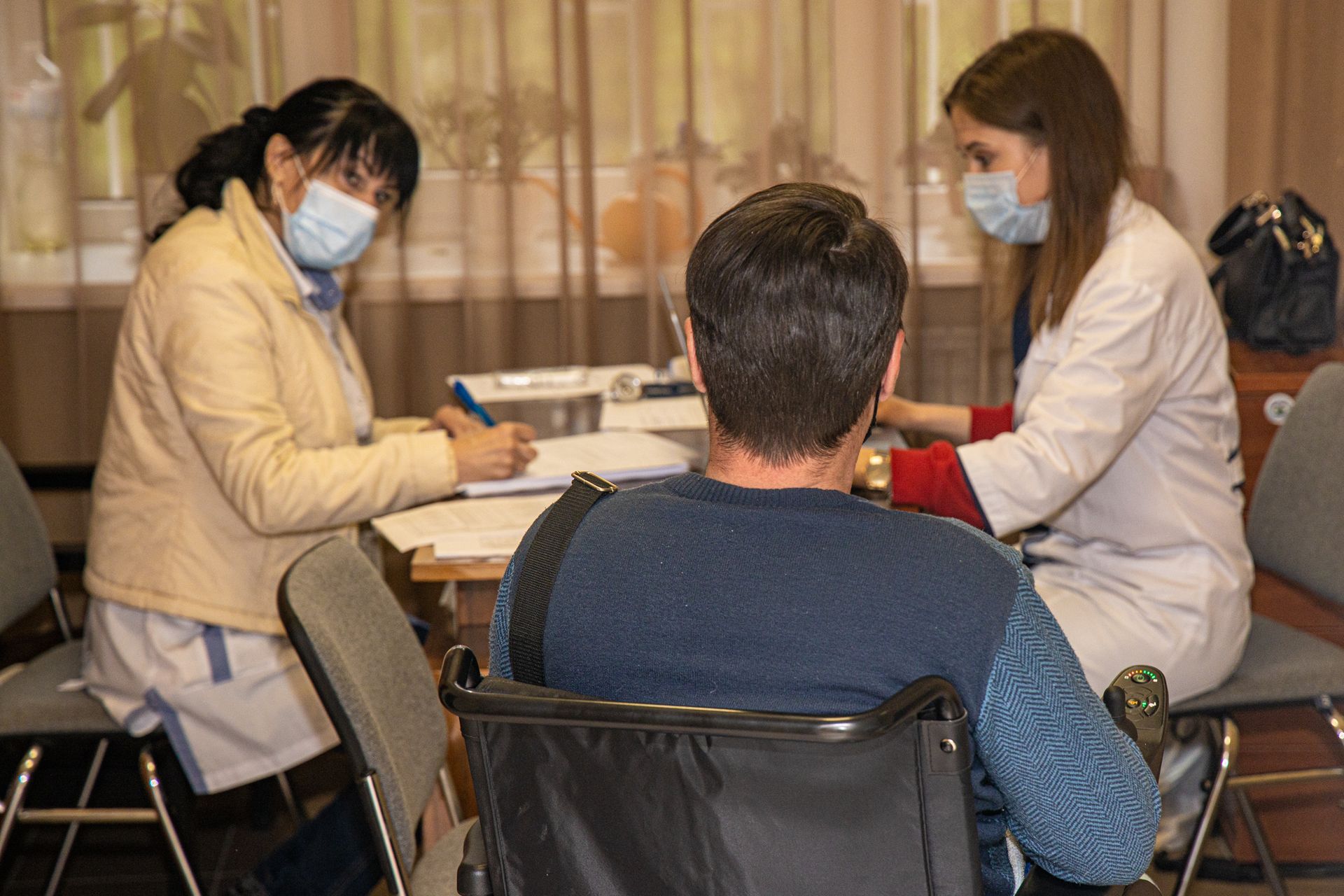 Жителей Днепропетровщины начали прививать вакциной Pfizer/BioNTech