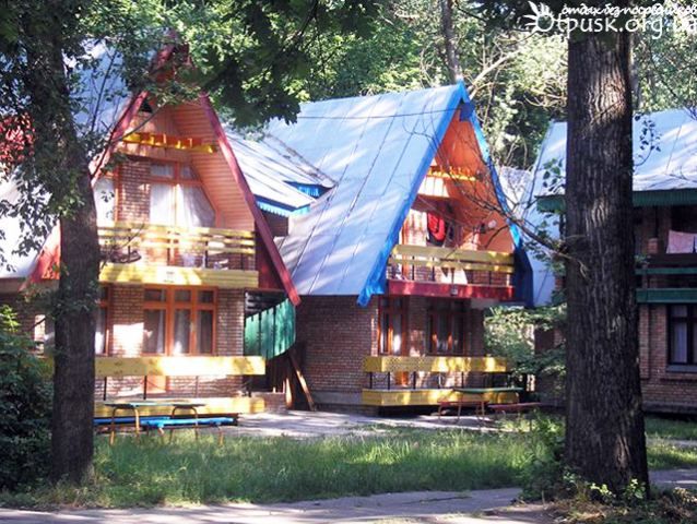 «Бюджетные майские»: самые дешевые турбазы Днепра. Новости Днепра