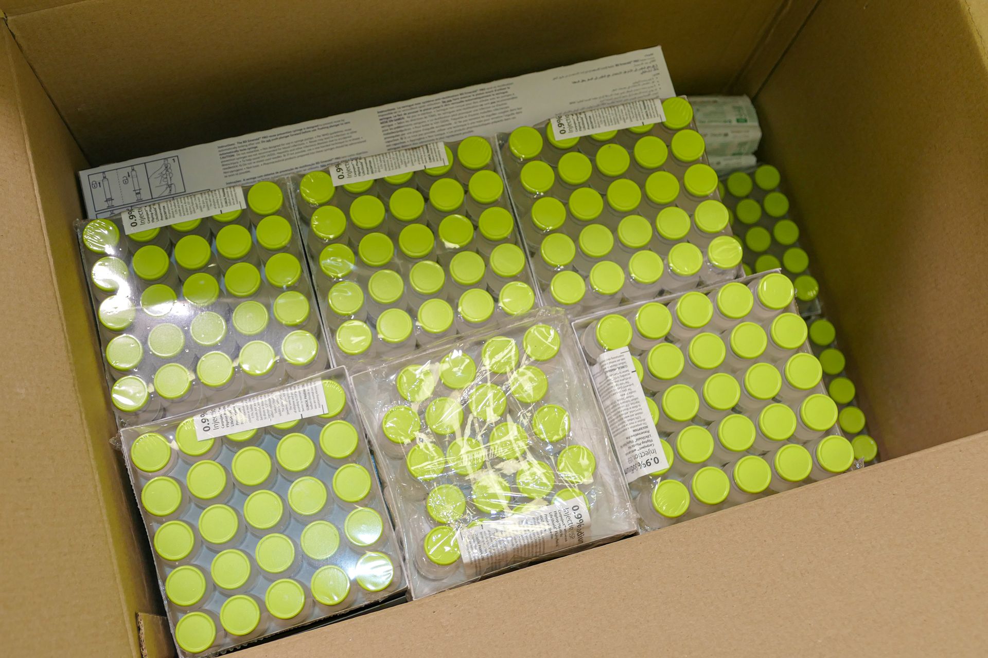 Днепропетровщина получила вакцину от коронавируса производства Pfizer/BioNTech