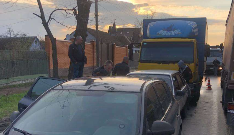 Столкнулись автомобили. Новости Днепра