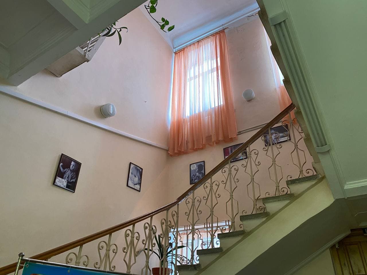 Как выглядит подземелье детской библиотеки. Фоторепортаж. Новости Днепра