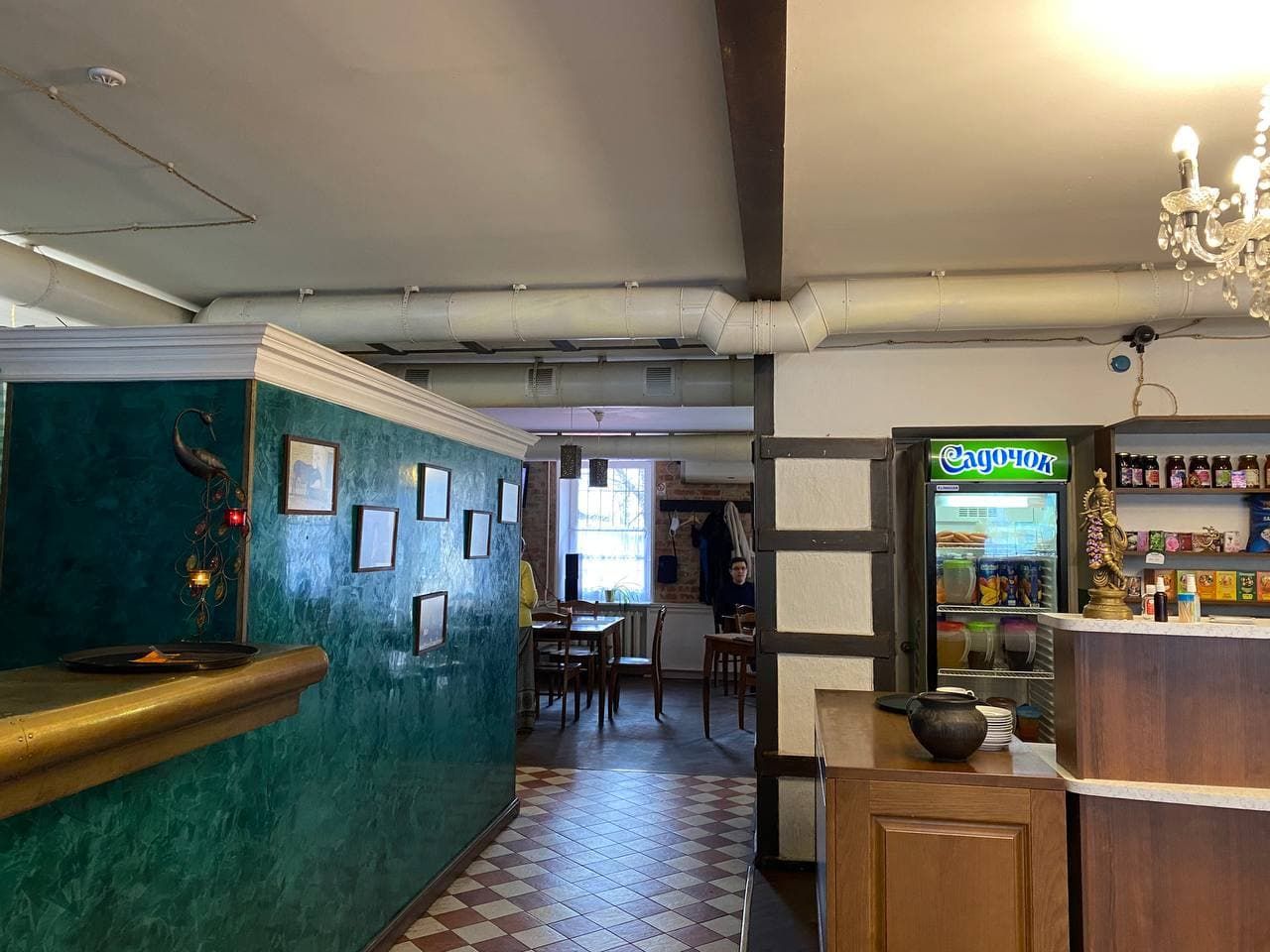 Самое старое вегетарианское кафе в Днепре: интервью с владельцем «Дамодары». Новости Днепра