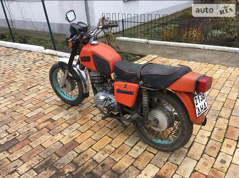 старый мотоцикл