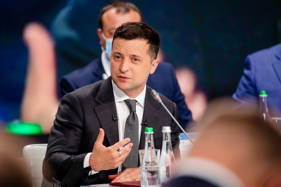 В Днепре во время Конгресса местных и региональных властей Президент предложил создать новые парки в каждой громаде