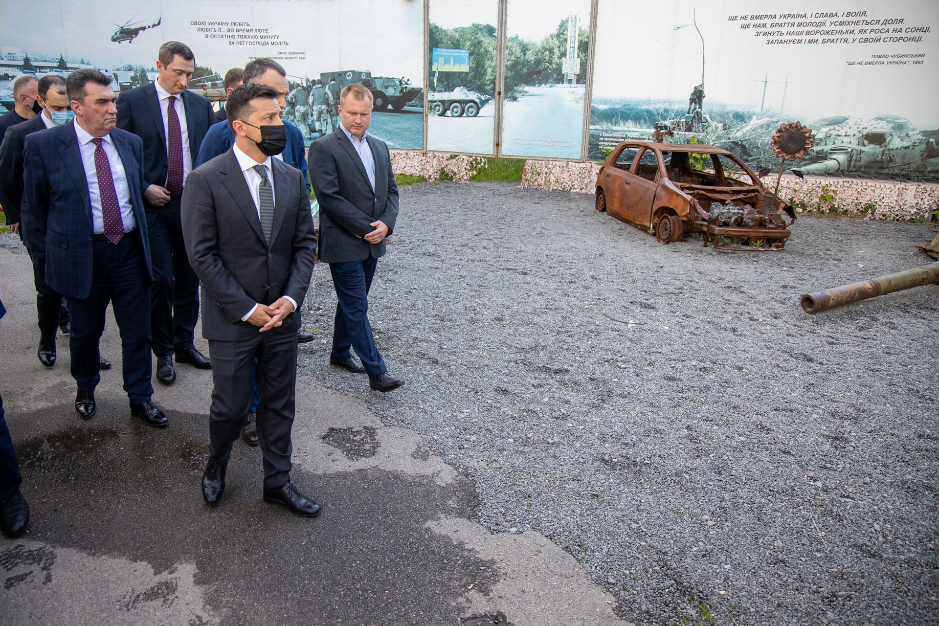 Президент Украины Владимир Зеленский посетил днепровский Музей АТО