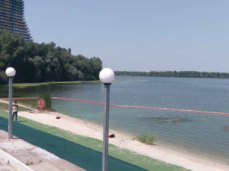 Днепр пляж