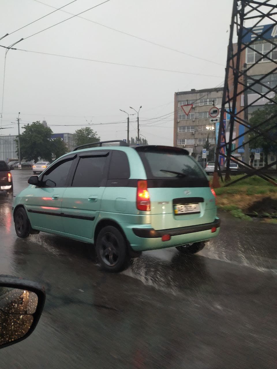 Дождь. Новости Днепра