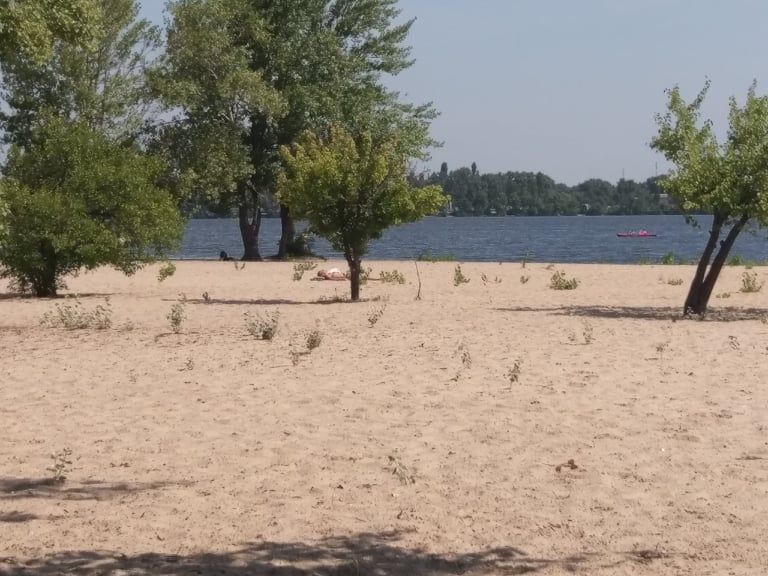 нудистский пляж