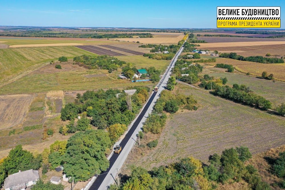 В этом году в Каменском районе отремонтировали две дороги, еще две в работе