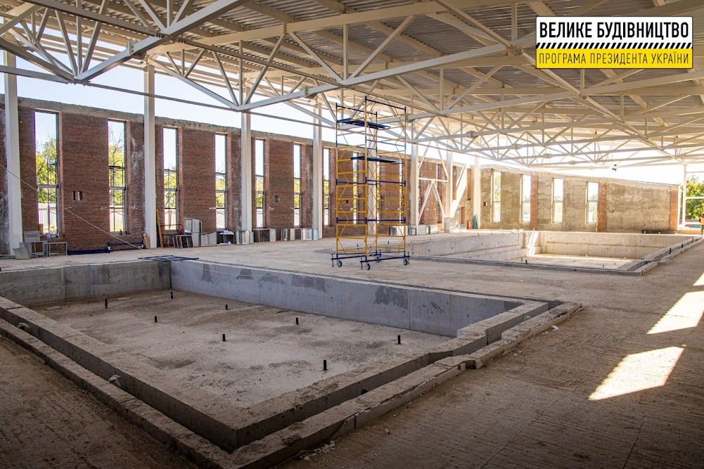 Для никопольчан возводят современный спорткомплекс