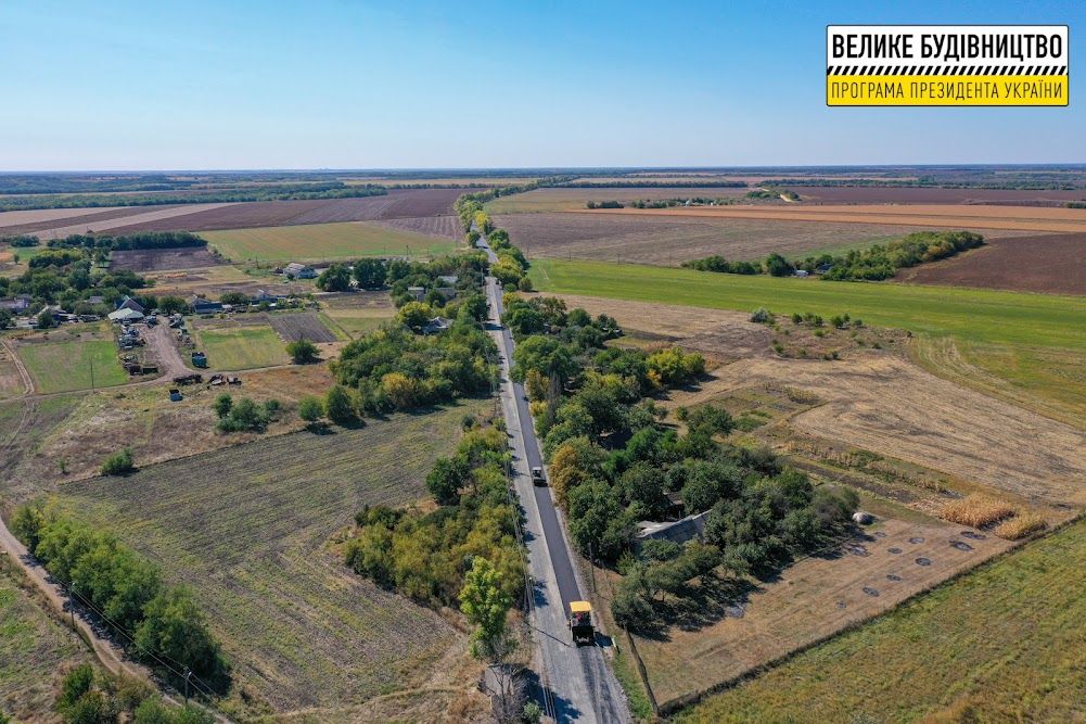 В этом году в Каменском районе отремонтировали две дороги, еще две в работе