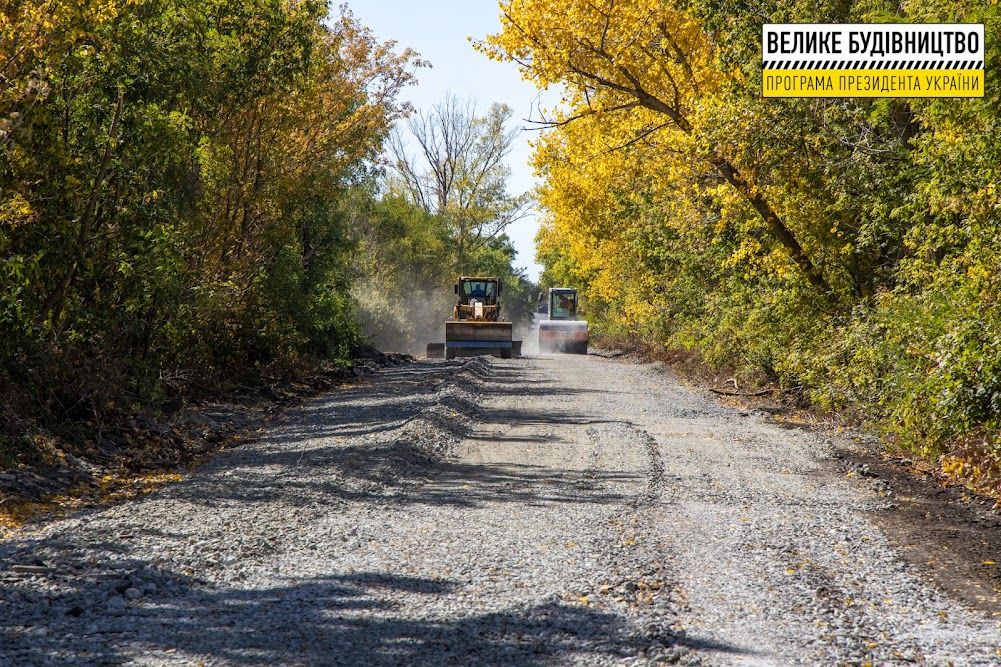 В этом году в Каменском районе отремонтировали две дороги, еще две в работе