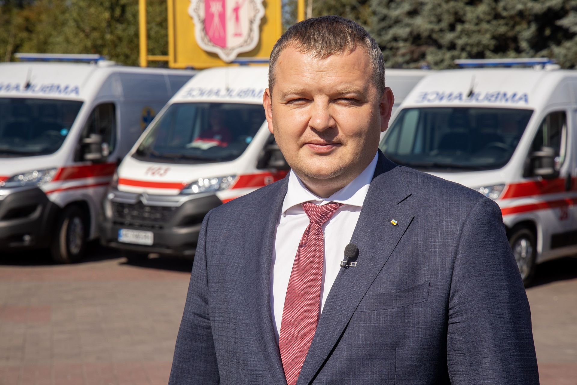 Каменской станции экстренной медпомощи передали 26 новых «скорых»