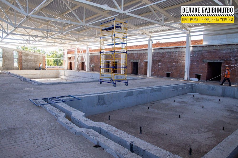 Для никопольчан возводят современный спорткомплекс