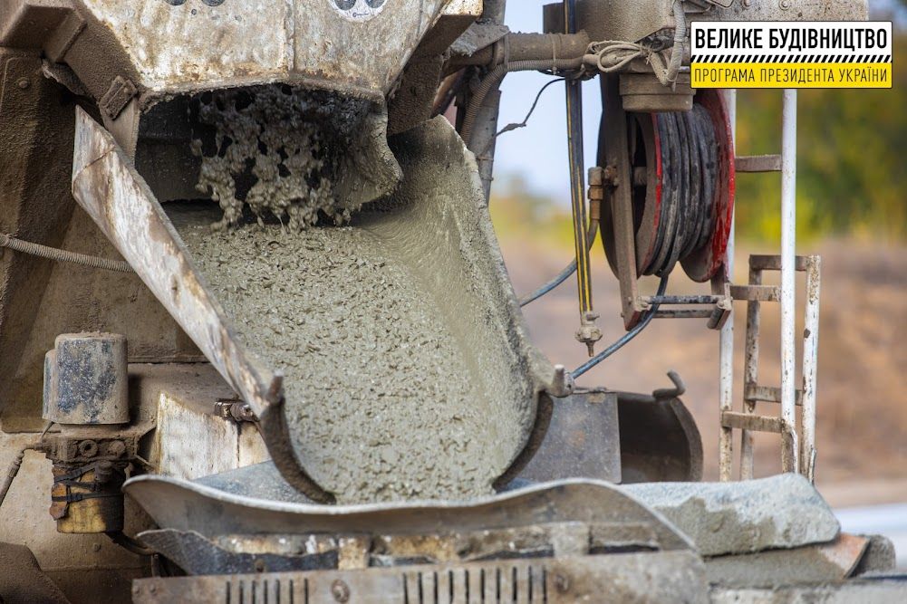 В Софиевке осовременивают стадион местной спортшколы