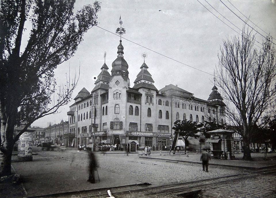 гостиница Украина