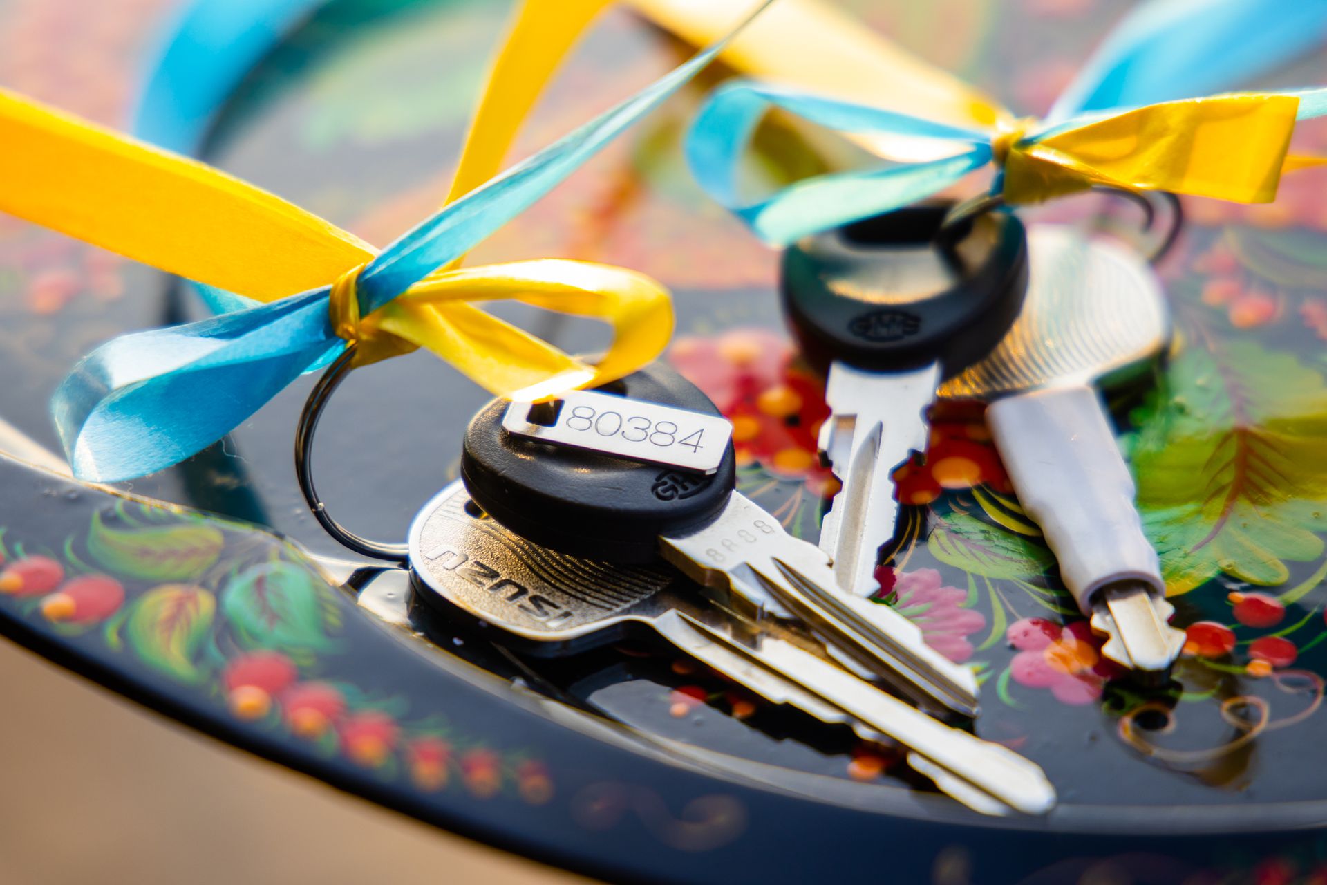 Медучреждениям Днепропетровщины передали автобусы