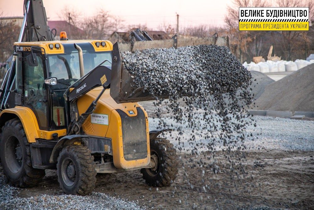 В Петропавловском лицее №2 обновляют стадион