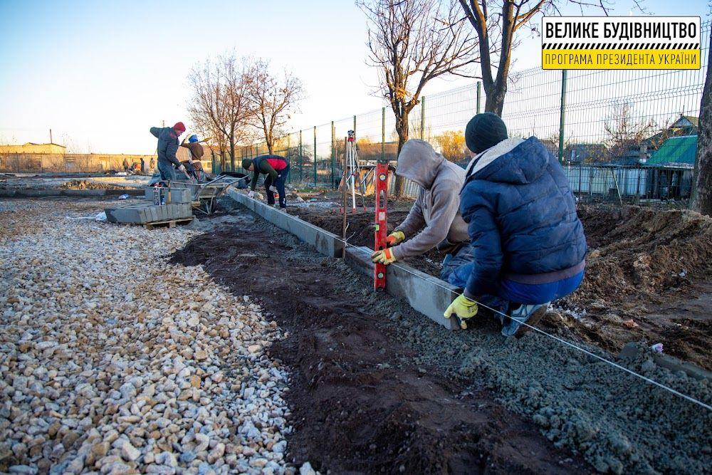 В Петропавловском лицее №2 обновляют стадион