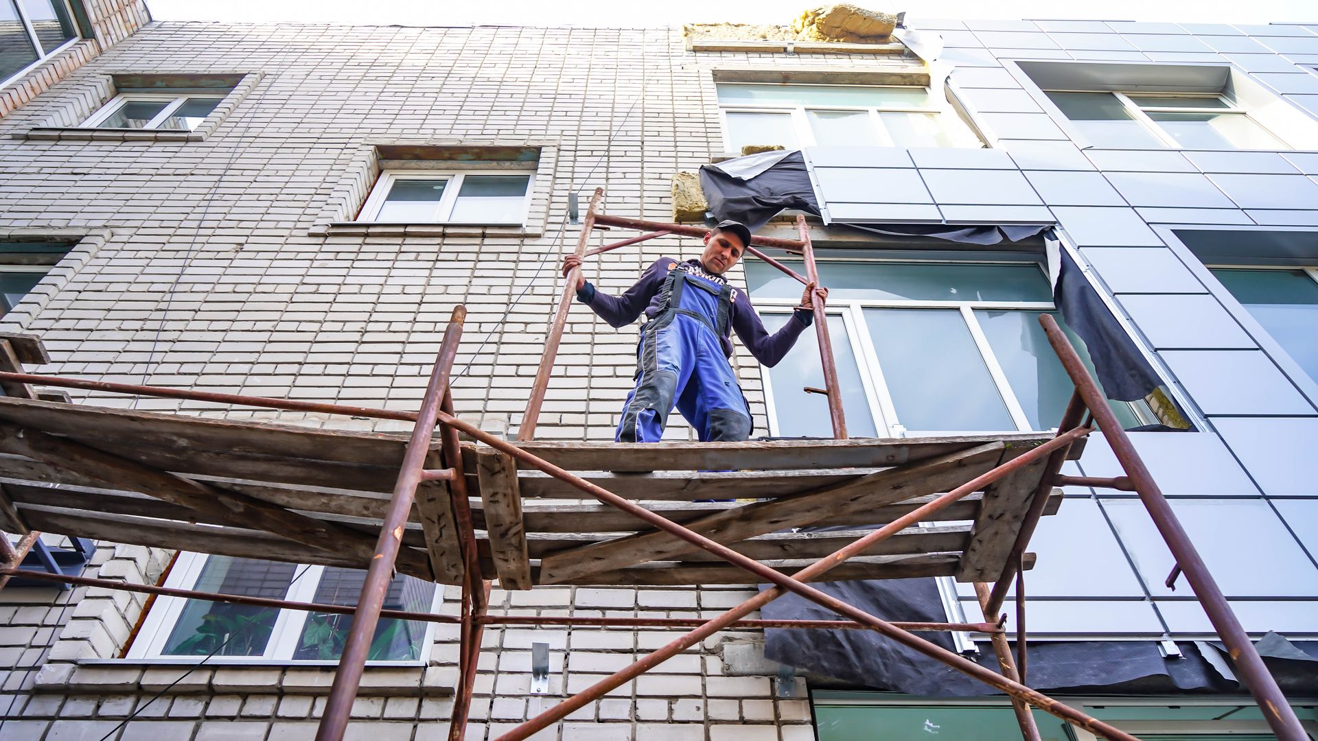 На Днепропетровщине осовременивают Областной профессиональный колледж спорта: на каком этапе работы