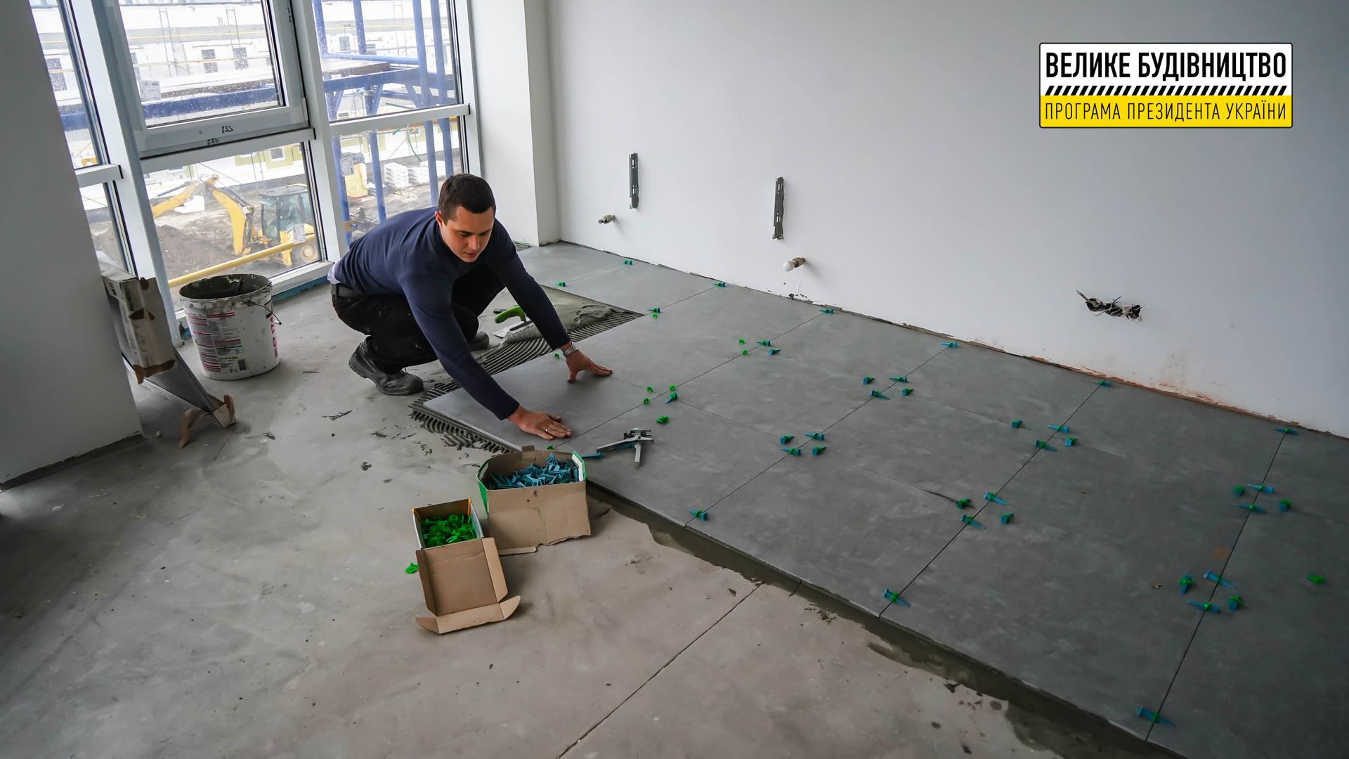 В Слобожанском заканчивают строить «с нуля» бассейн