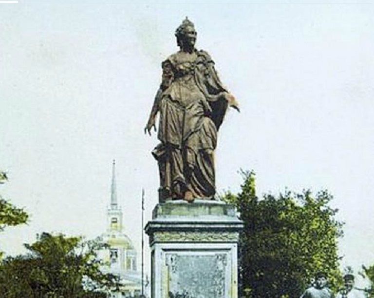 соборная площадь